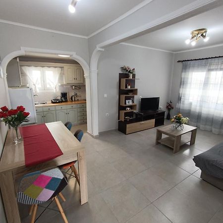 Appartamento Spiros Full House In Marathias Esterno foto