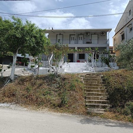 Appartamento Spiros Full House In Marathias Esterno foto